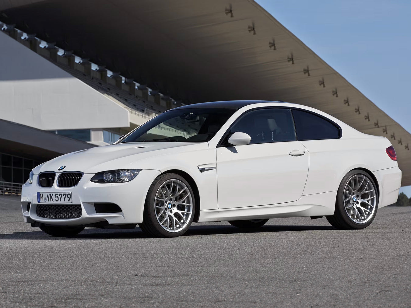 BMW M3 E90