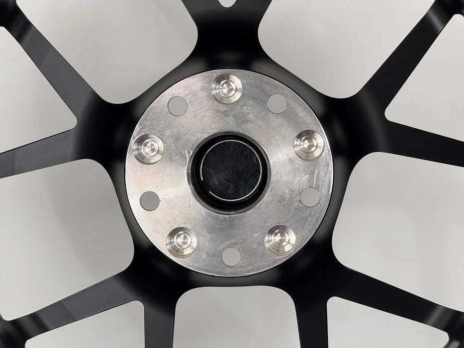 AW01 forged detail