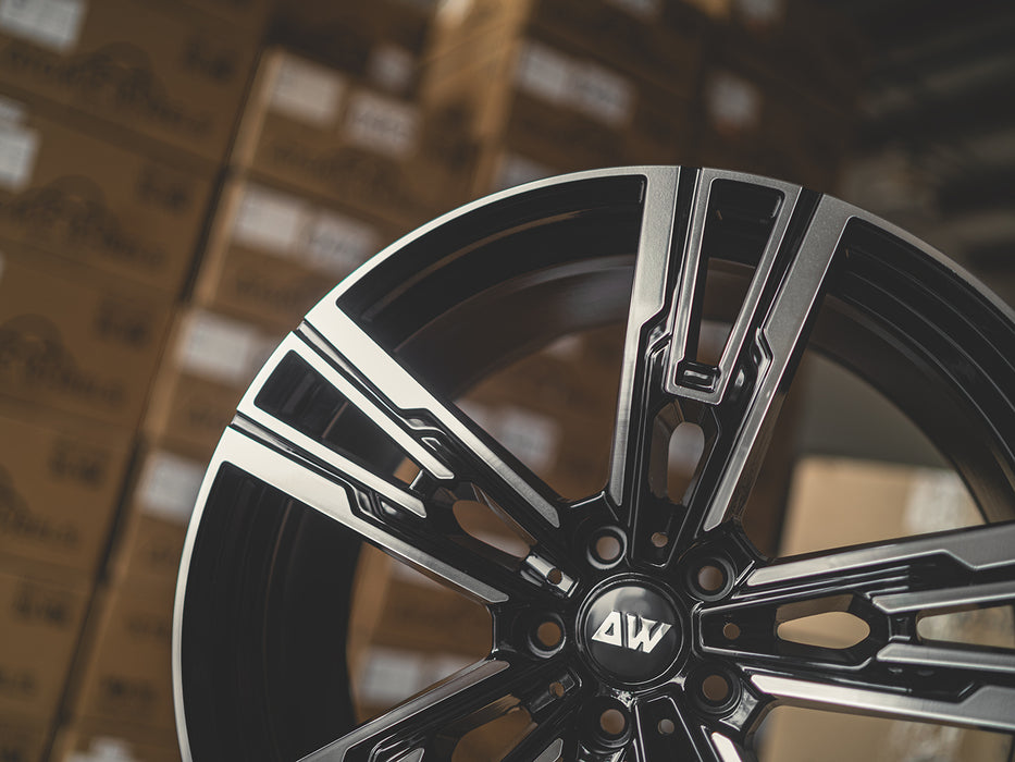 AW32 for BMW G20/G30 20x8.5 Inch +25 Offset Flow Form Wheels Gloss Black Machine Face