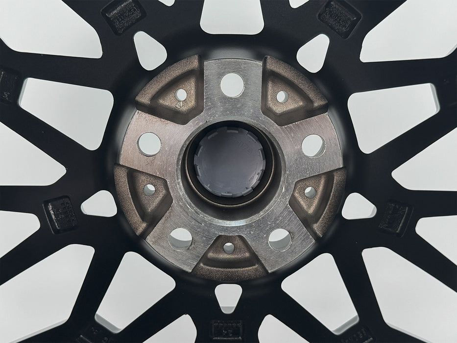 AW33 for BMW G20/G30 20x8.5 Inch +26 Offset Flow Form Wheels Gloss Black Machine Face
