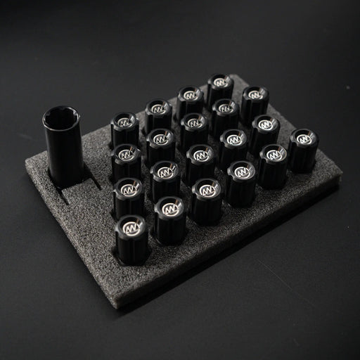 Titanium Closed GR5 Black Anti Theft Wheel Lug Nuts
