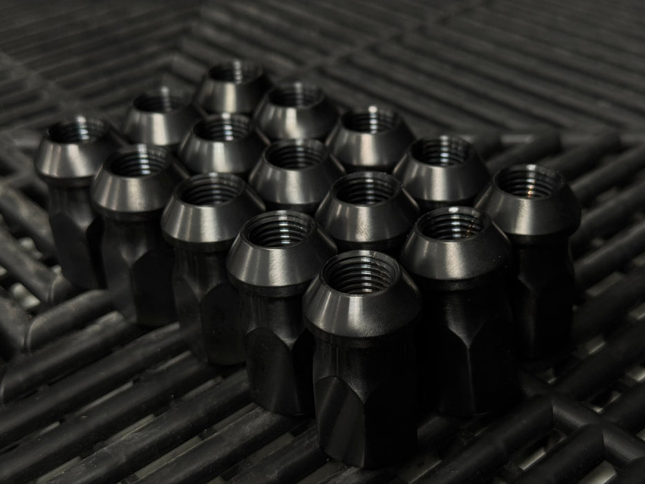 Titanium Closed GR5 21mm Black Wheel Lug Nuts