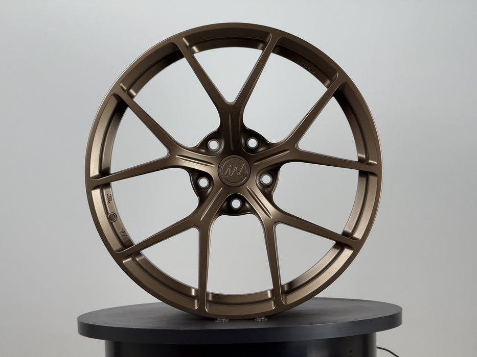 AWZZ 19×9.5 ET35 Satin Bronze Outlet unit #1 — actual wheel, photo 1