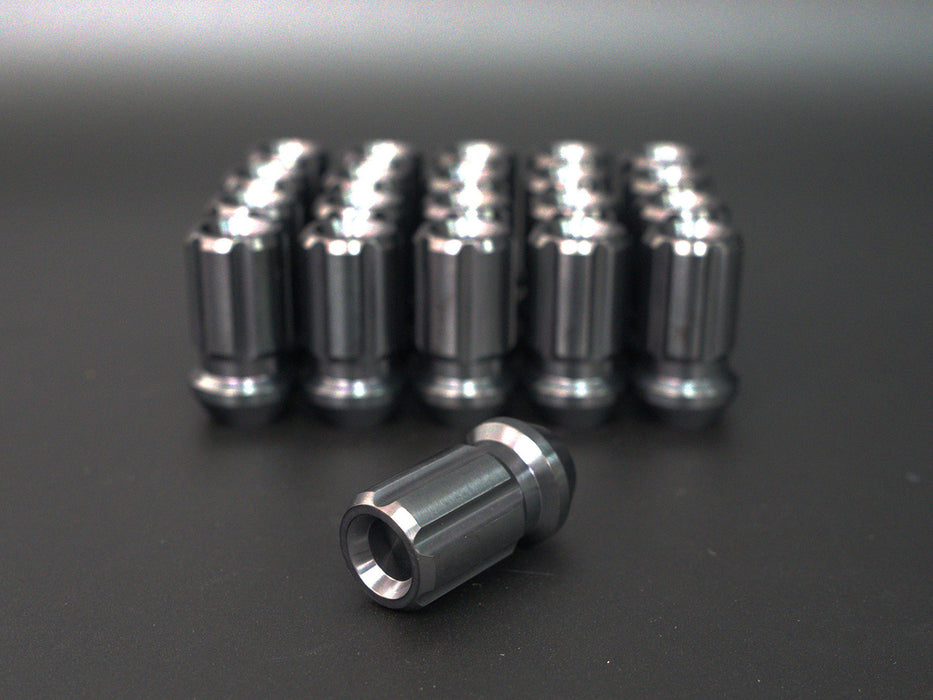 Titanium Closed GR5 Black Anti Theft Wheel Lug Nuts