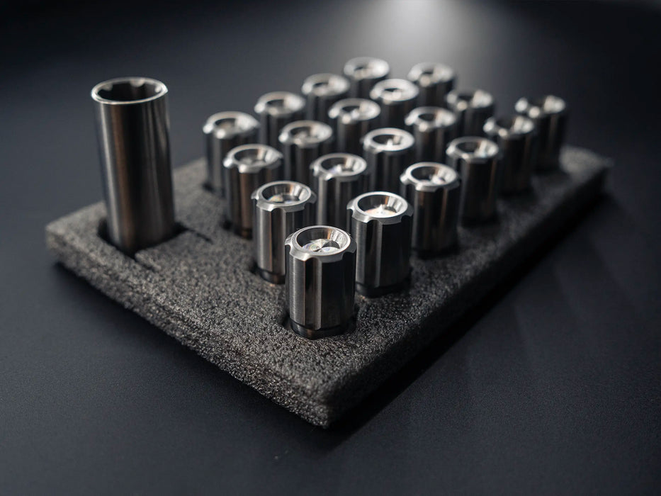 Titanium Closed GR5 Raw Finish Anti Theft Wheel Lug Nuts
