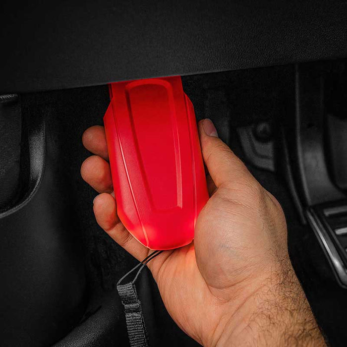 Bartec TECH600PRO wireless VCI connected to a vehicle OBD-II port
