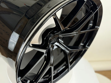 AWZZ for BMW M5/M8 21x10.5 Inch +22 Offset Forged Wheels Gloss Black