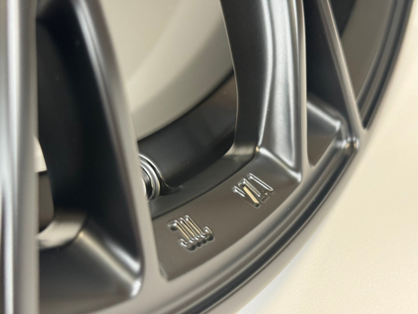 [AW05] for Tesla Model 3/Y