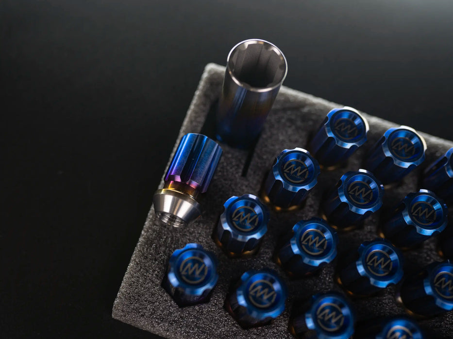 M14×1.5 mm Titanium Closed GR5 Burned Gold Anti Theft Wheel Lug Nuts Set with Logo (Pack of 20pcs)